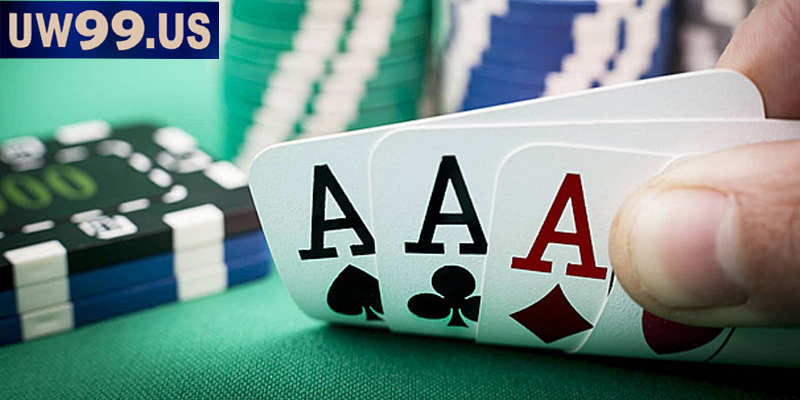 Chơi Poker trực tuyến tiện lợi mọi lúc mọi nơi